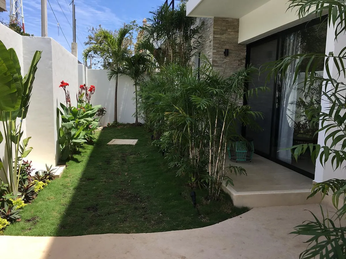 Aparthotel Yaax Kiin Tulum 3*,